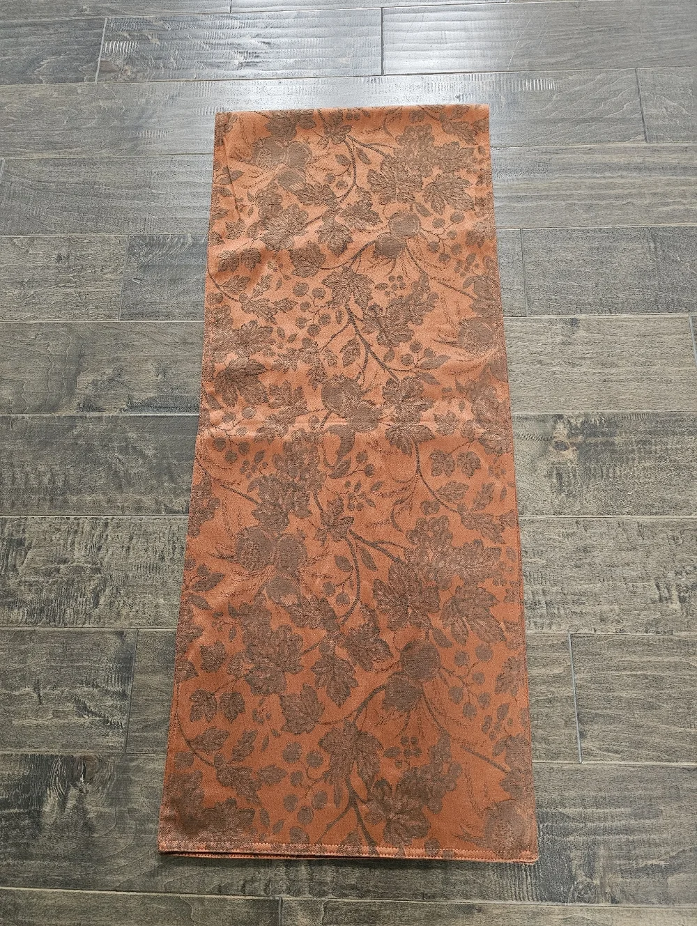 Rare & Vintage Lauren Ralph Lauren Campbell Jacquard Rust Copper Table Runner